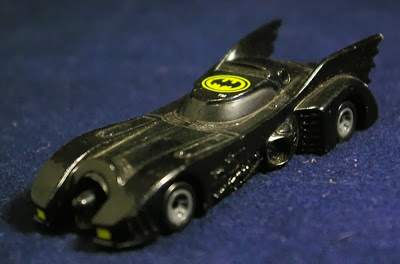 batmobile_toy1.JPG